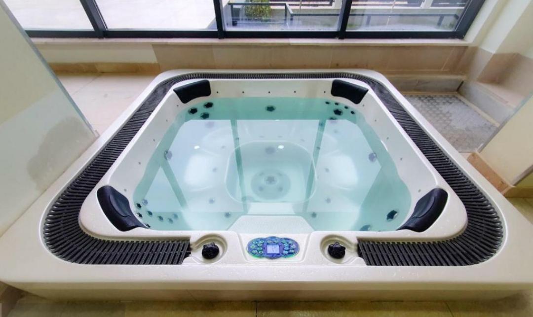 Alezzi Luxury Apartment Spa Resort Piscina Incalzita Sauna Parking Năvodari Zewnętrze zdjęcie
